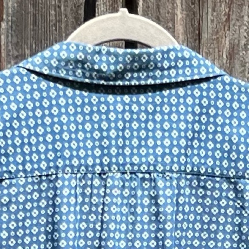 Loft blue button down top size Medium Petite - image 16